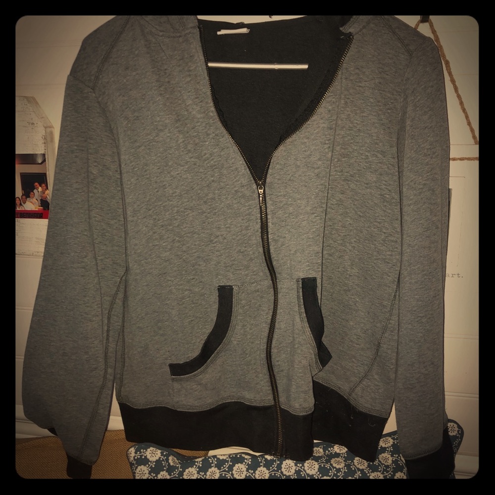 Columbia grey and black sweater